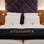 Seven Dreams Gasthuis 4*