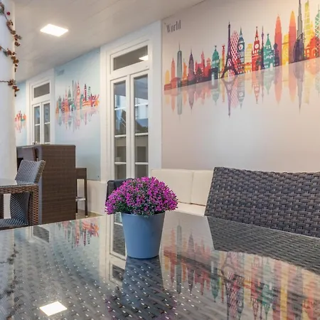 Seven Dreams Gasthuis 4*